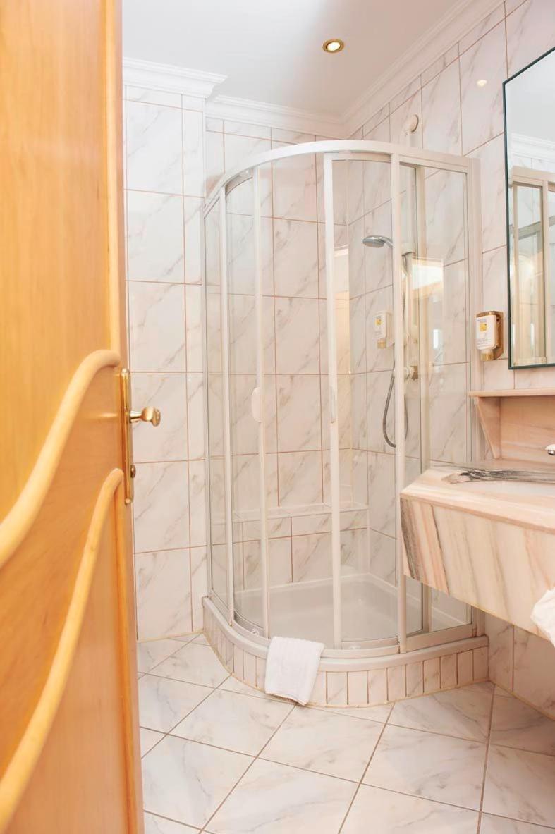 Hotel Lindner Vöcklabruck Kültér fotó